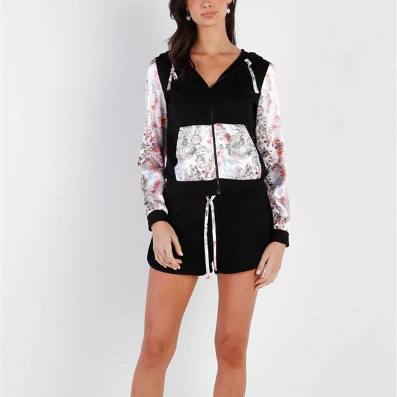 Black & multi color print color block zip-up hooded top & short set